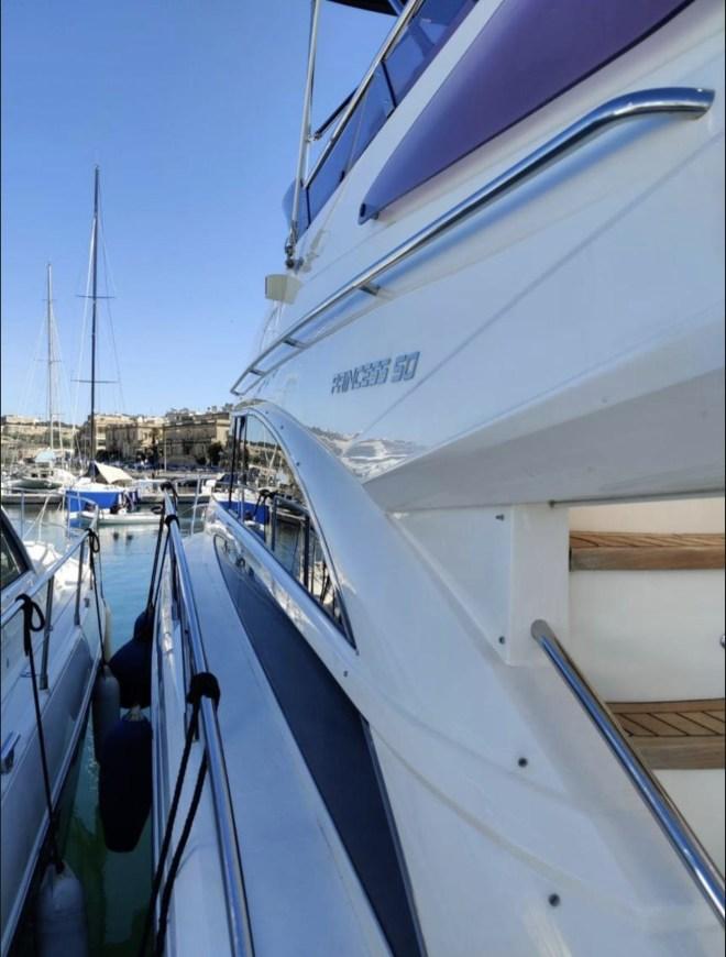 princess yachts 50 flybridge
