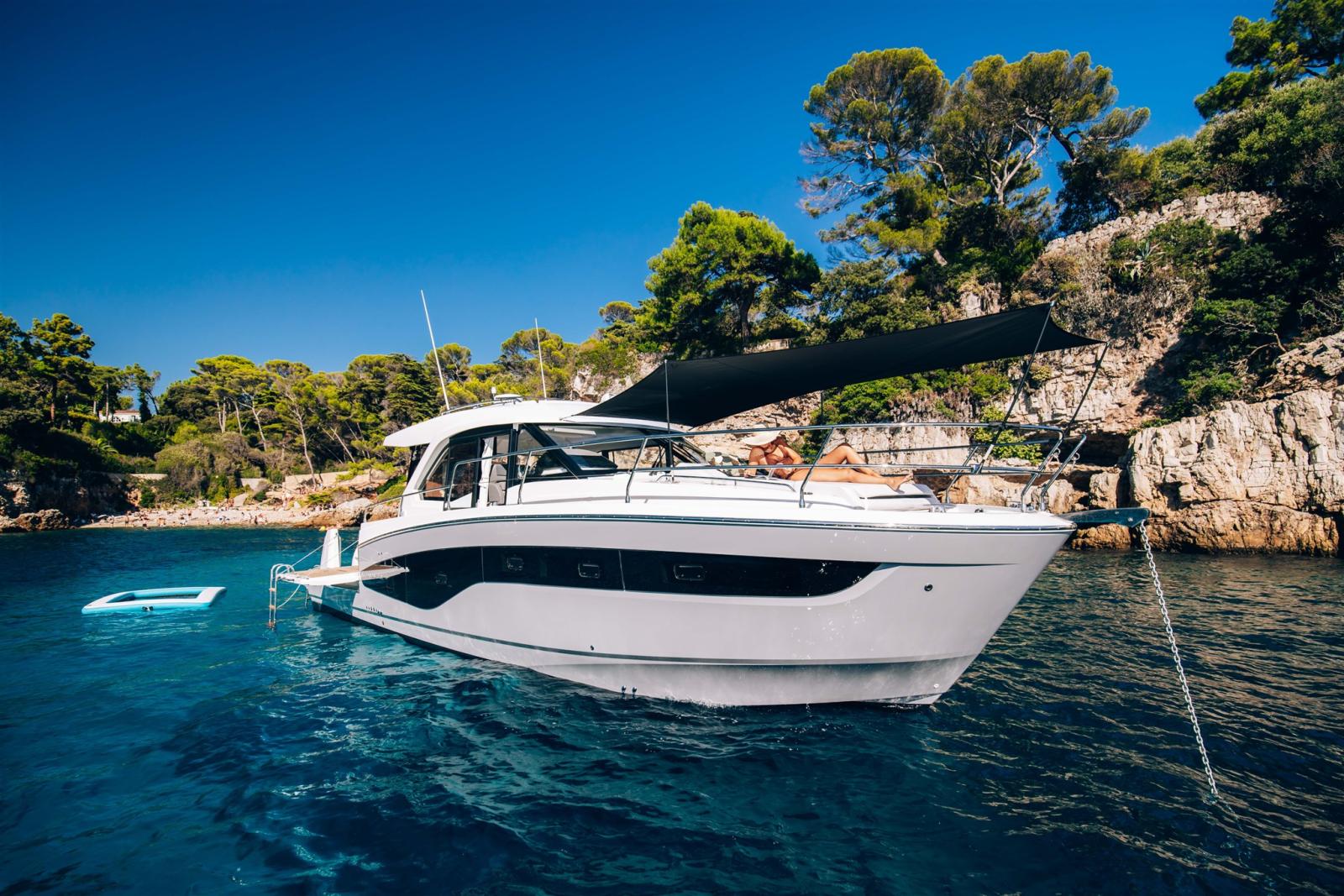 beneteau Antares 12 coupe