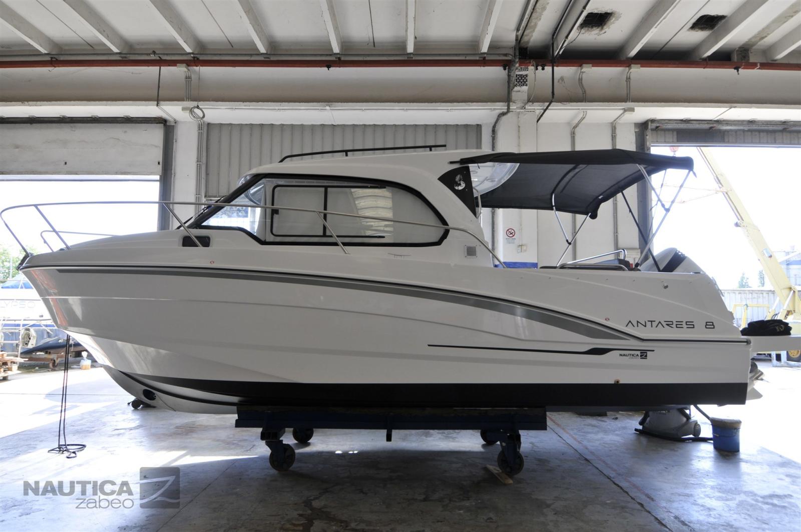 beneteau Antares 8