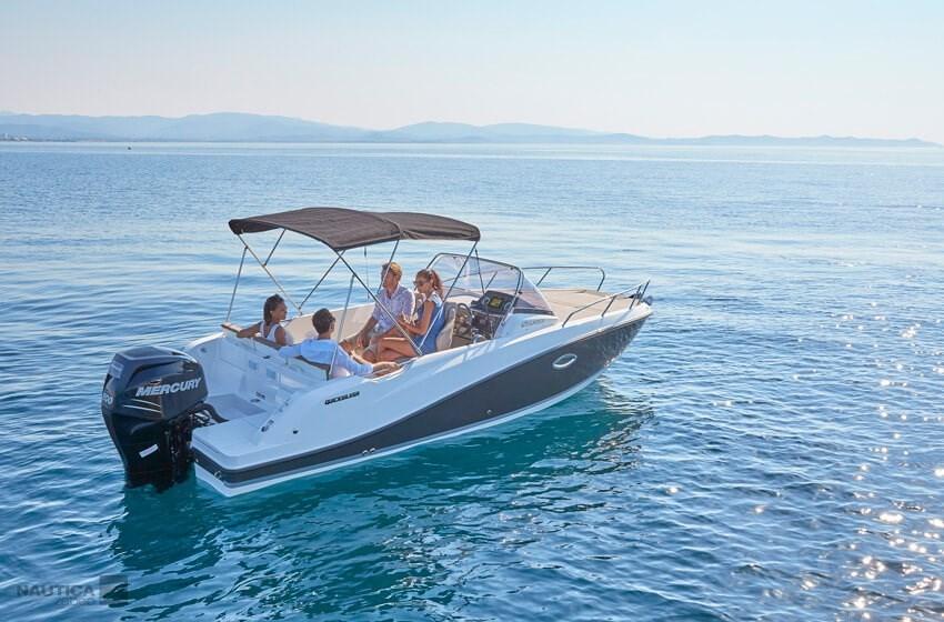 quicksilver Activ 675 sundeck