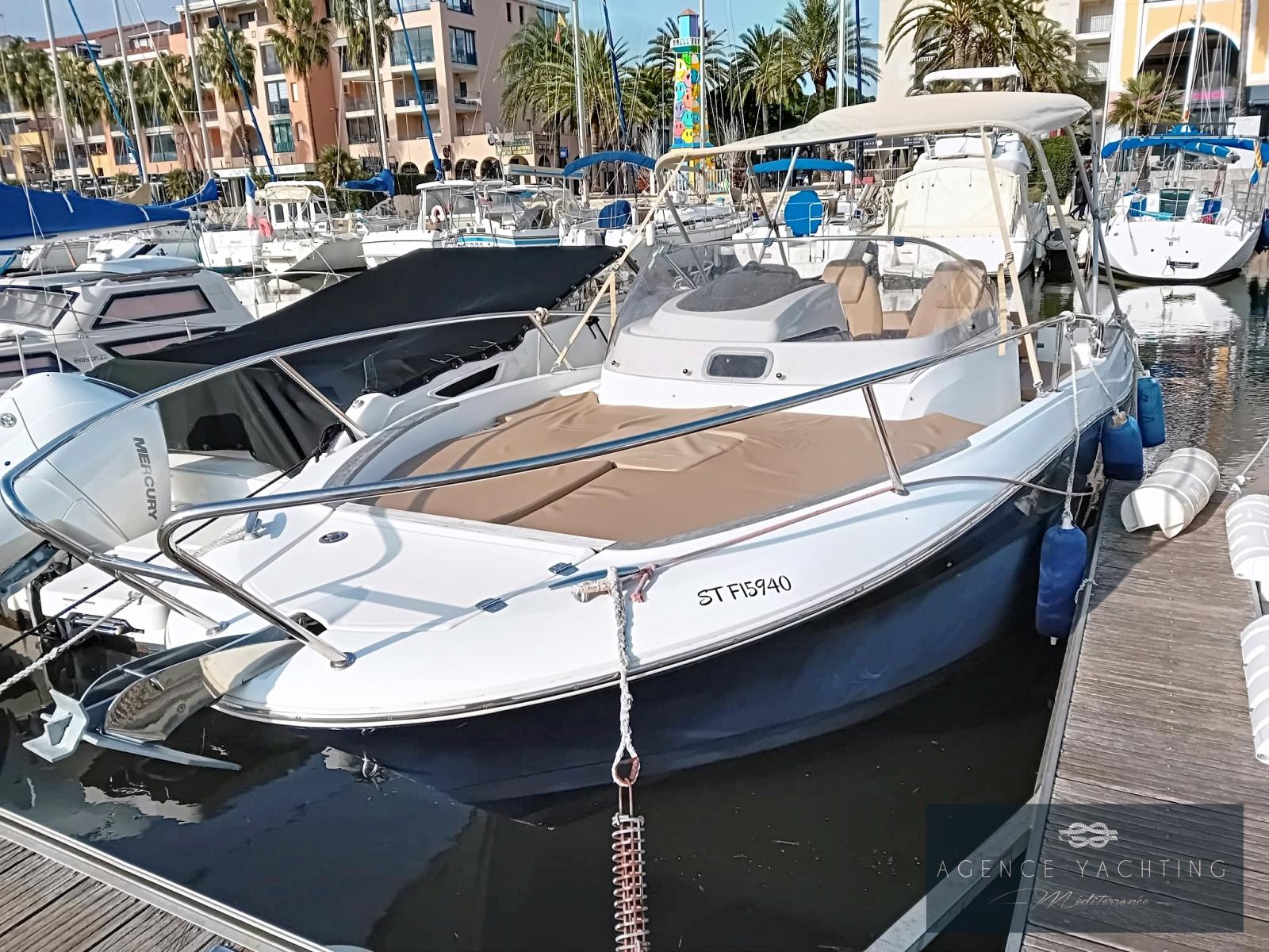 jeanneau Cap camarat 7.5 wa