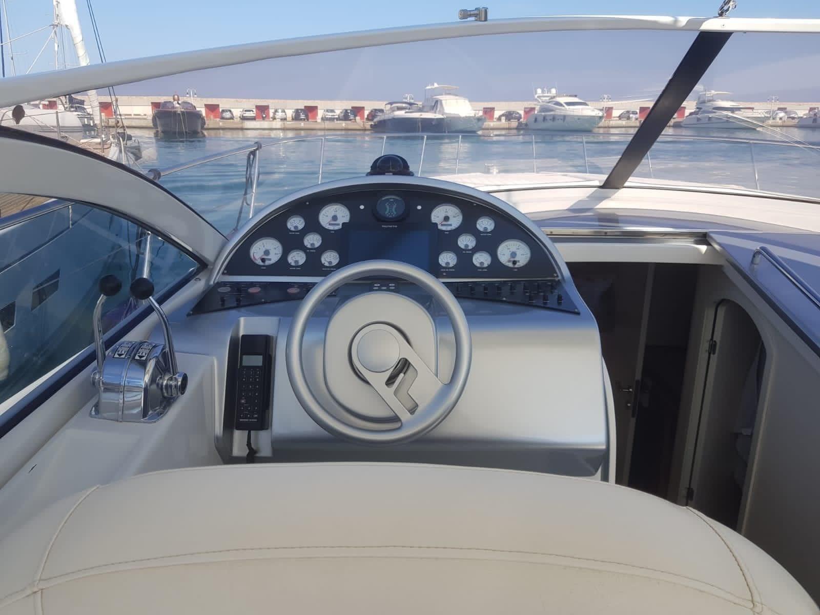 pershing Pershing 37'