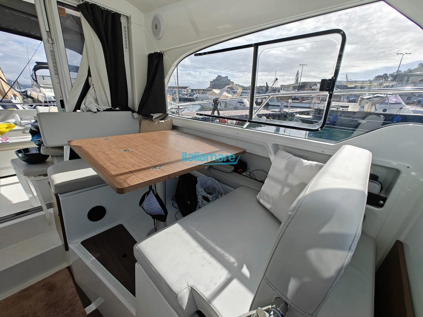 beneteau Antares 8