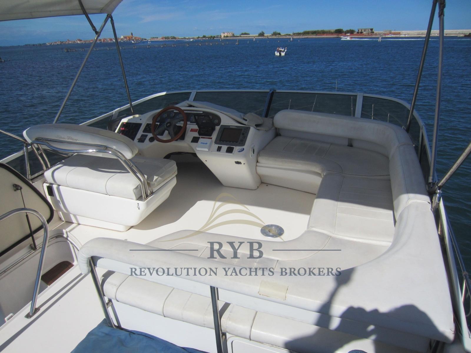 sea ray 400 sedan bridge
