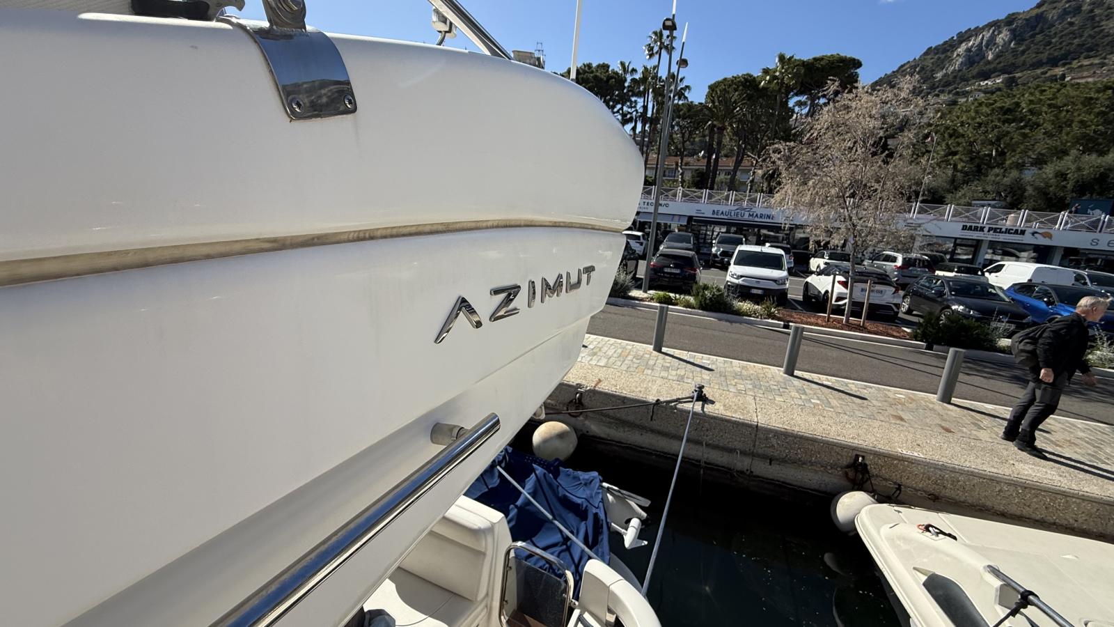 azimut 46