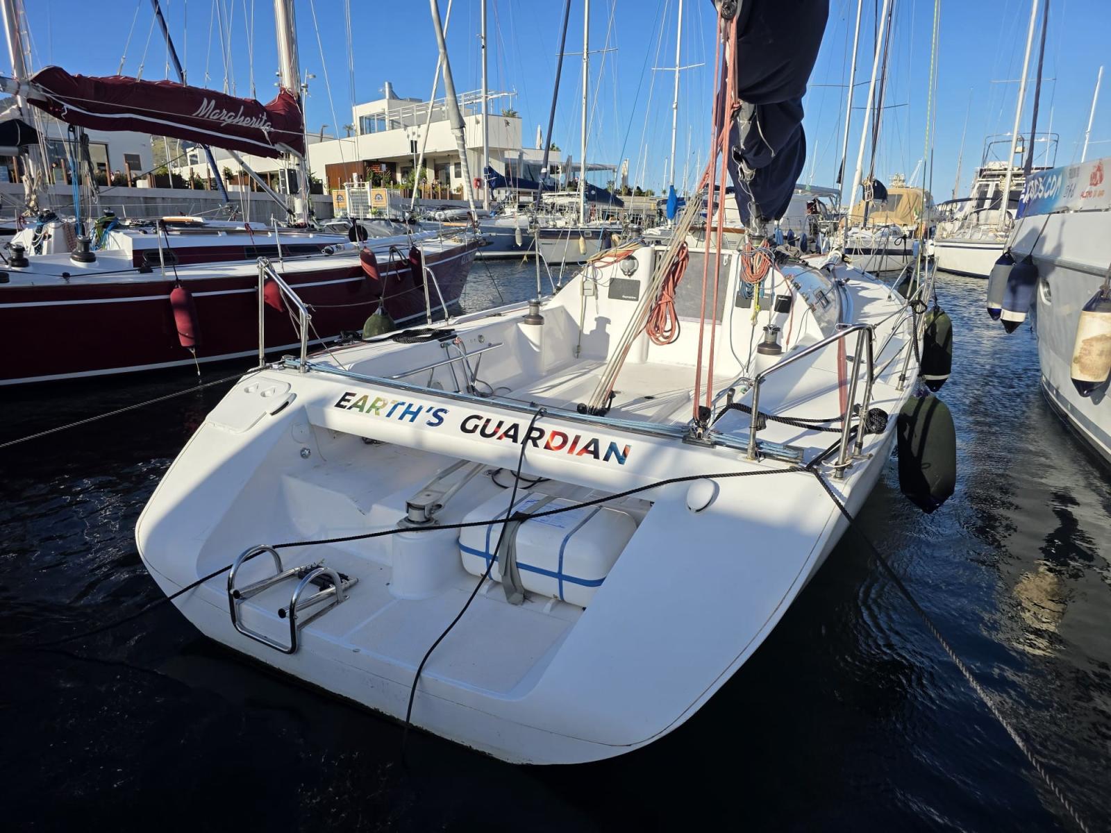 maxi dolphin Giro 34’ one design