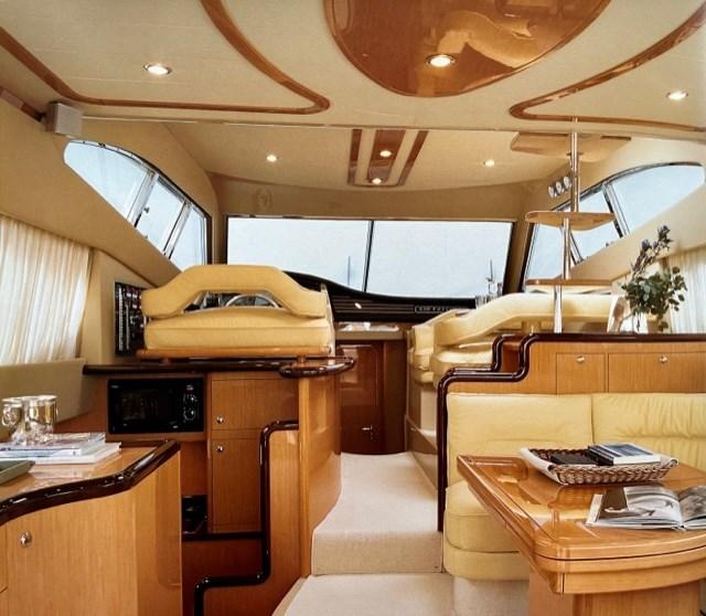 ferretti 530