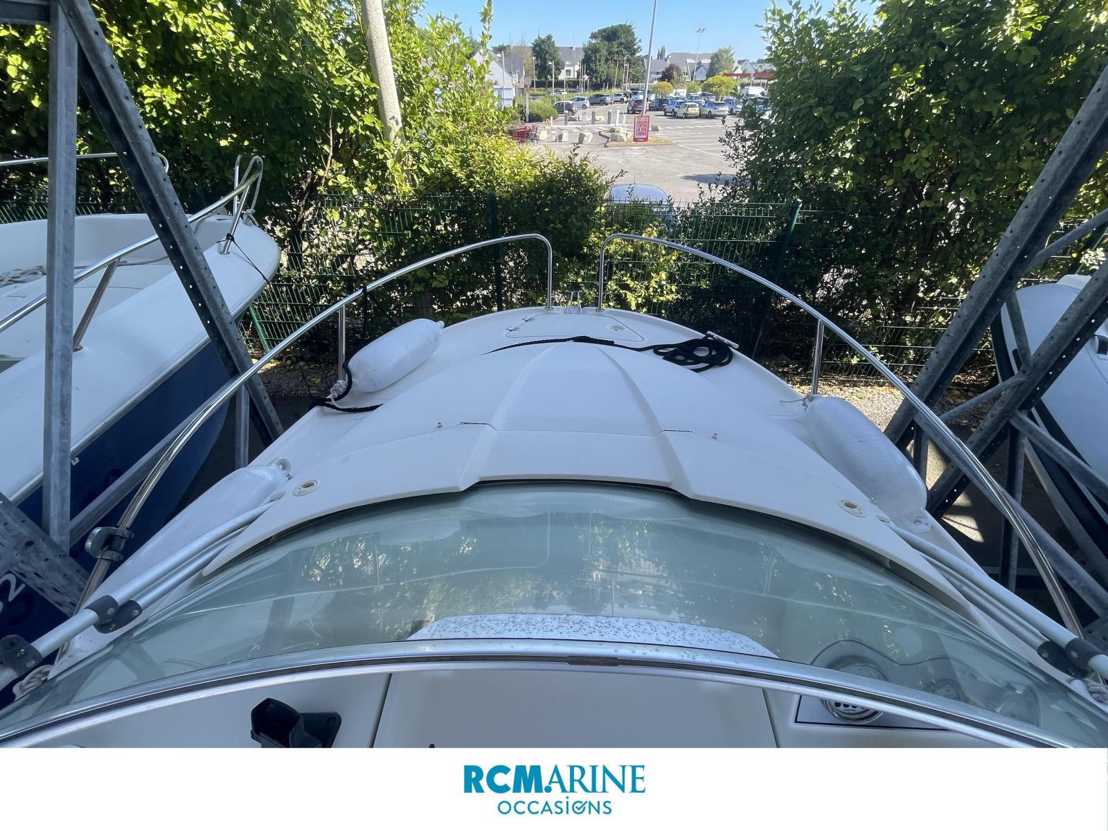 beneteau Flyer 550 cabin