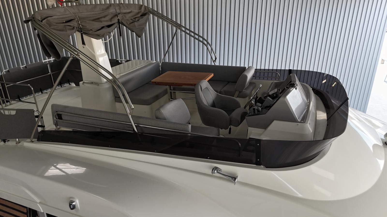 beneteau Swift trawler 41 fly