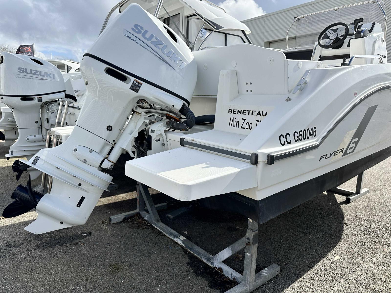 beneteau Flyer 6 spacedeck