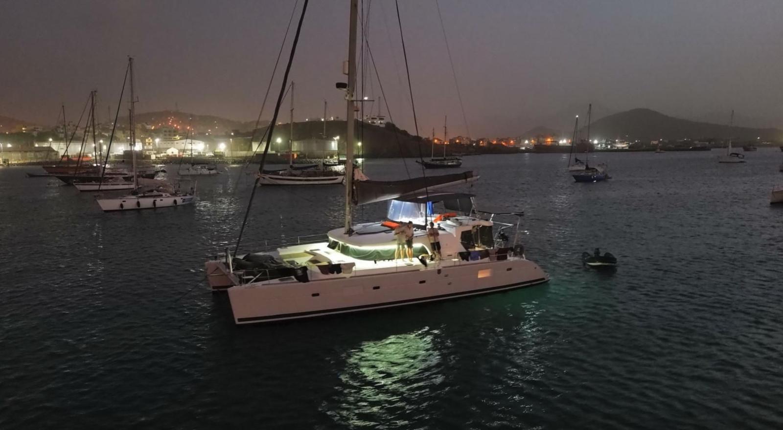 lagoon 500
