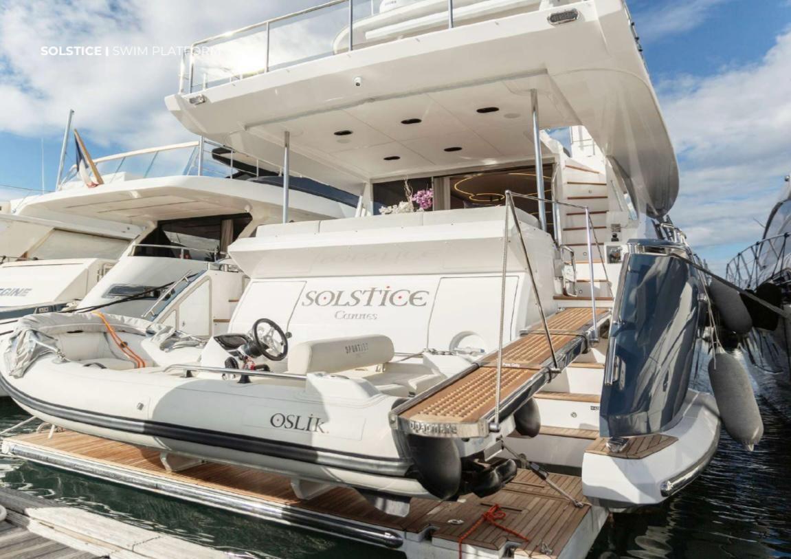 azimut Fly 72