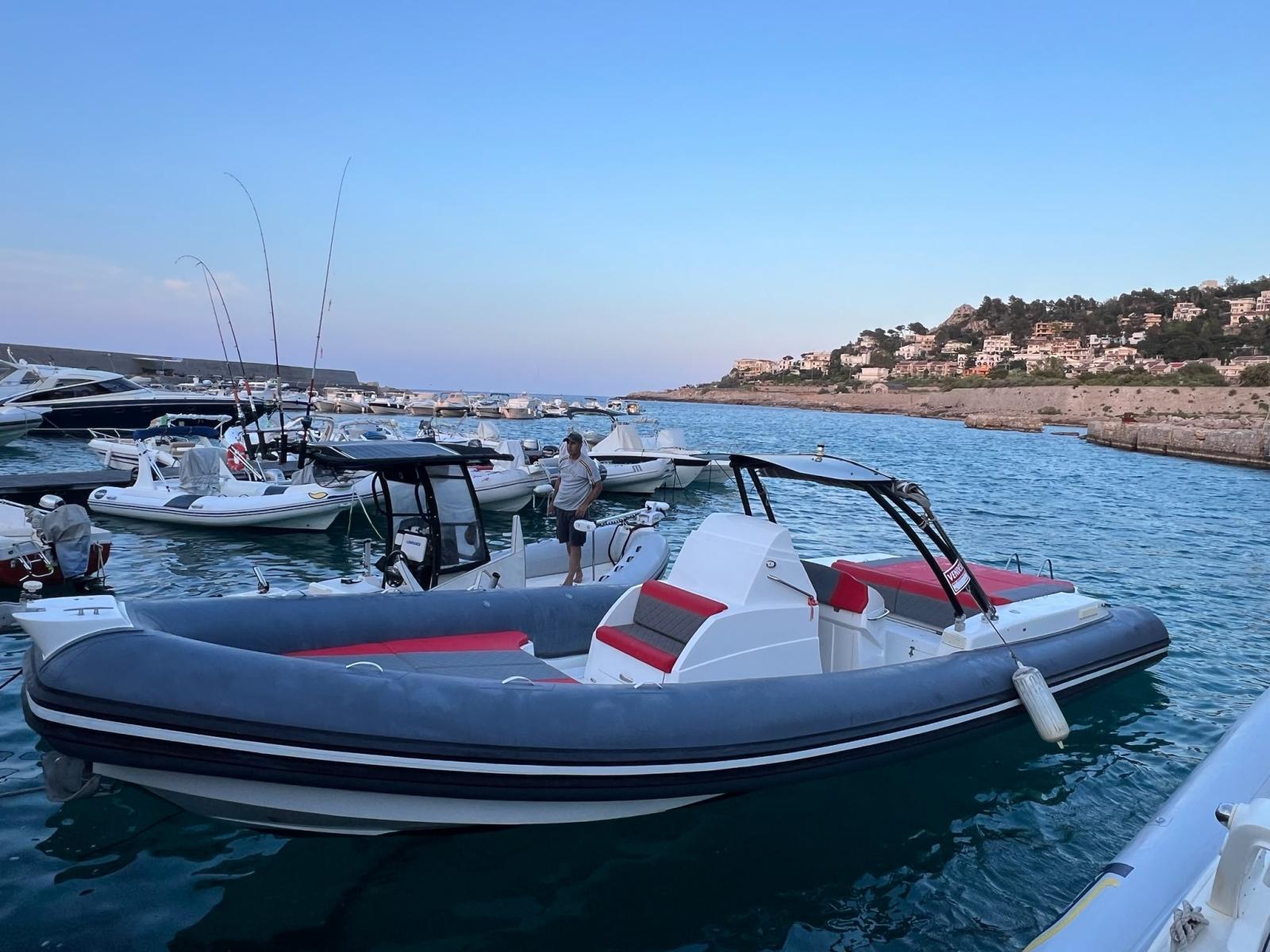 doviboat Supremus 33