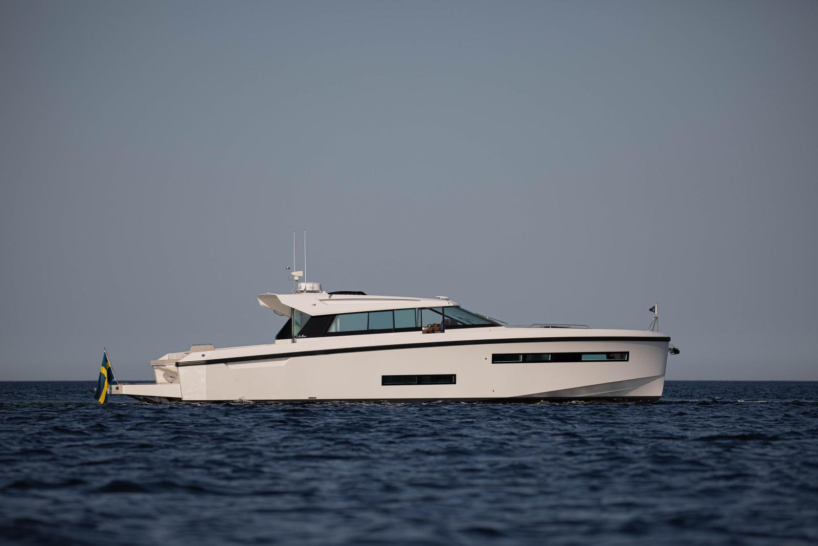 delta powerboats 48 coupé