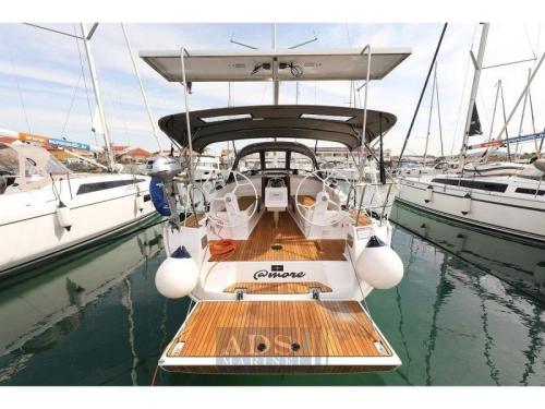 Bavaria yachts cruiser 37