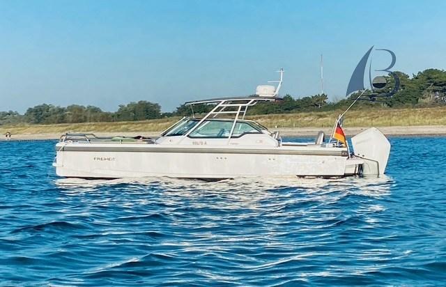 axopar 24 t-top 150h- trailer