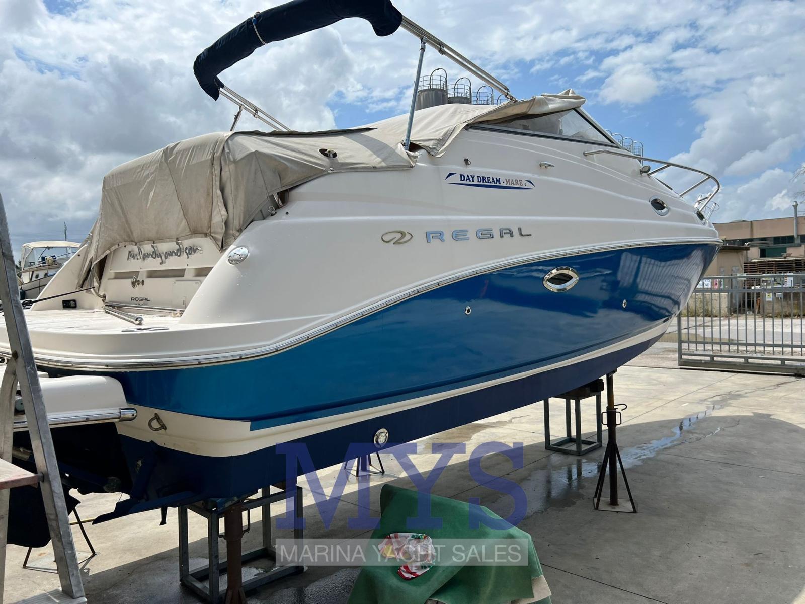 regal marine Commodore 2665