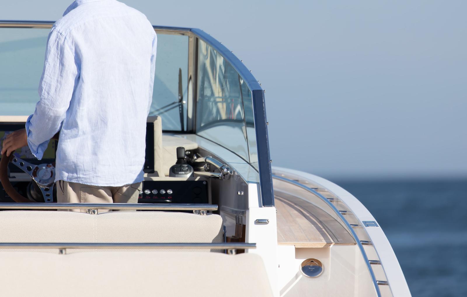 delta powerboats 33 open