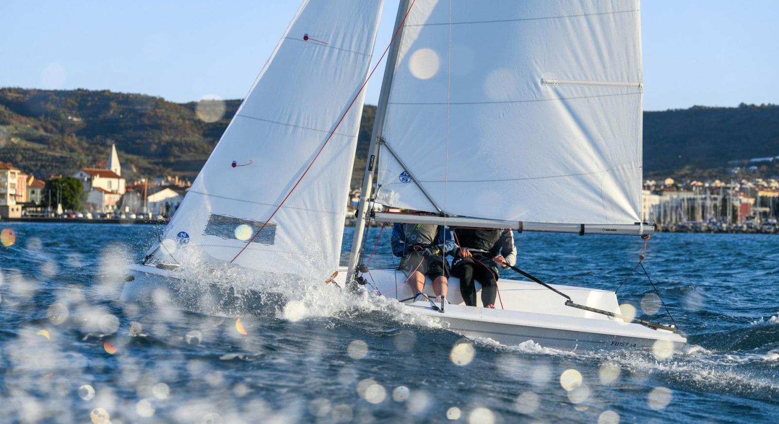 beneteau First 14