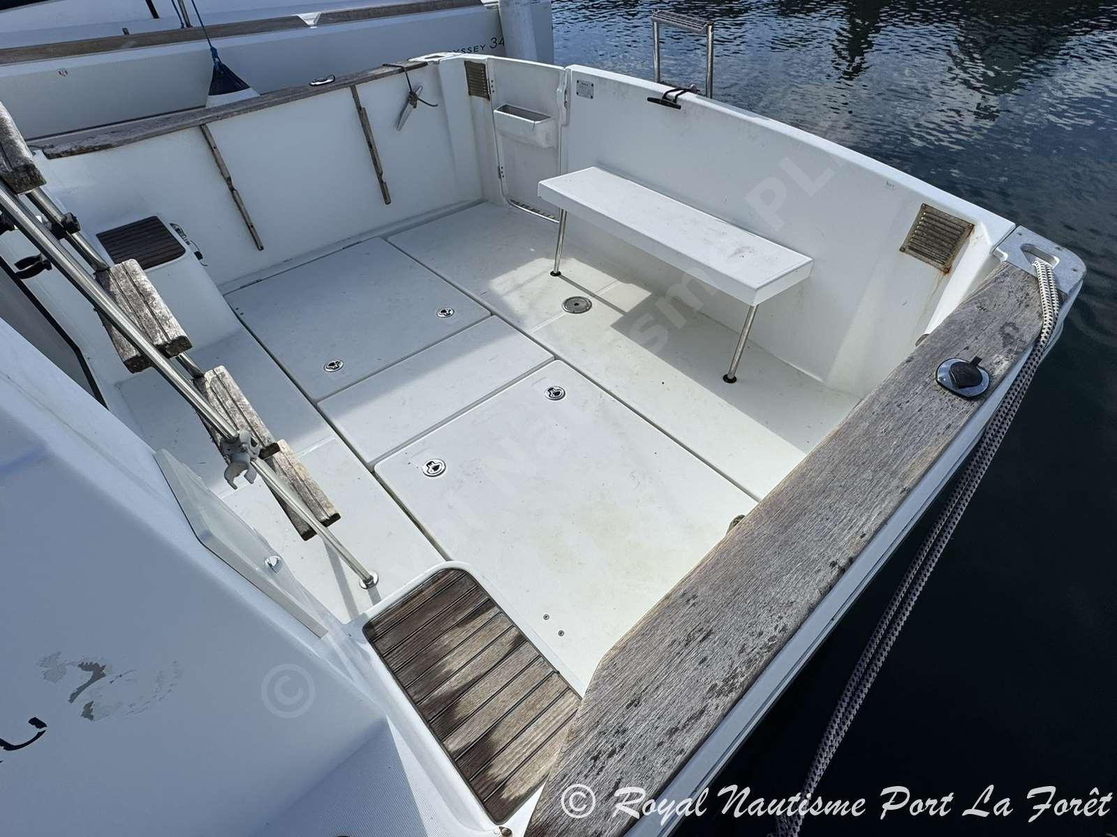 beneteau Antares serie 9