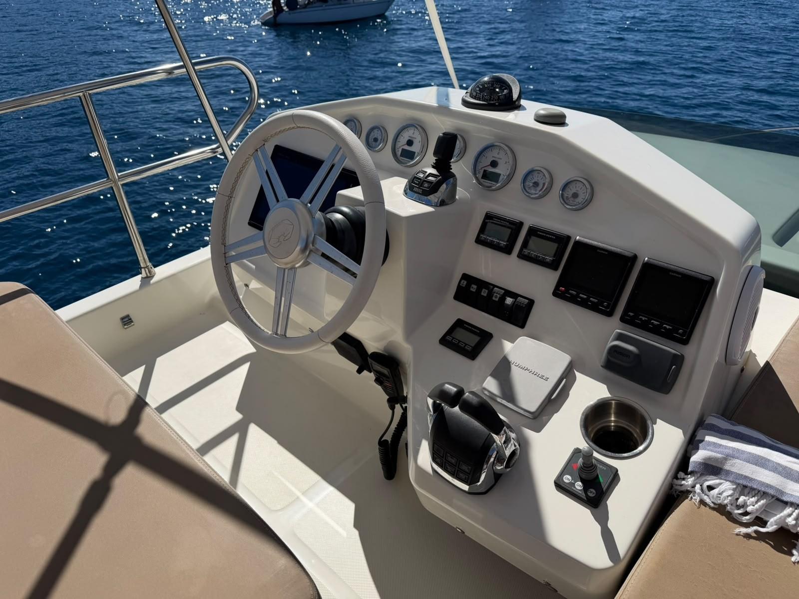 cranchi Eco trawler 43 long distance