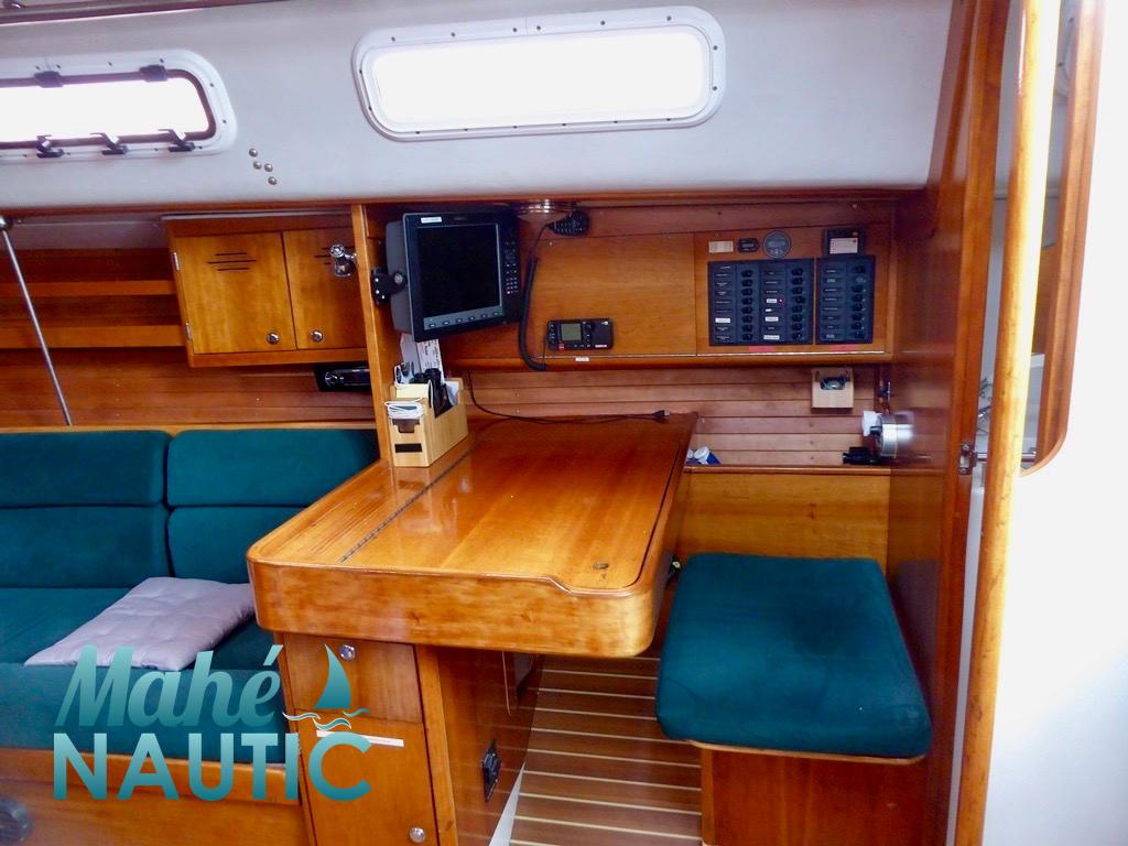 j boats J109