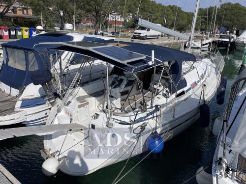 Bavaria yachts cruiser 36