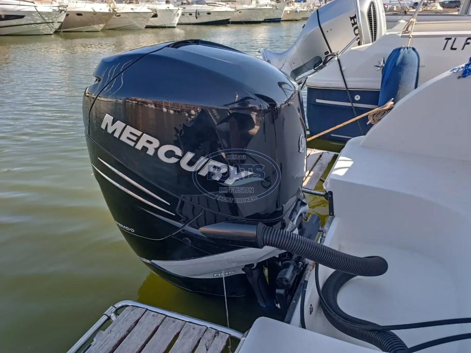 saver 690 cabin
