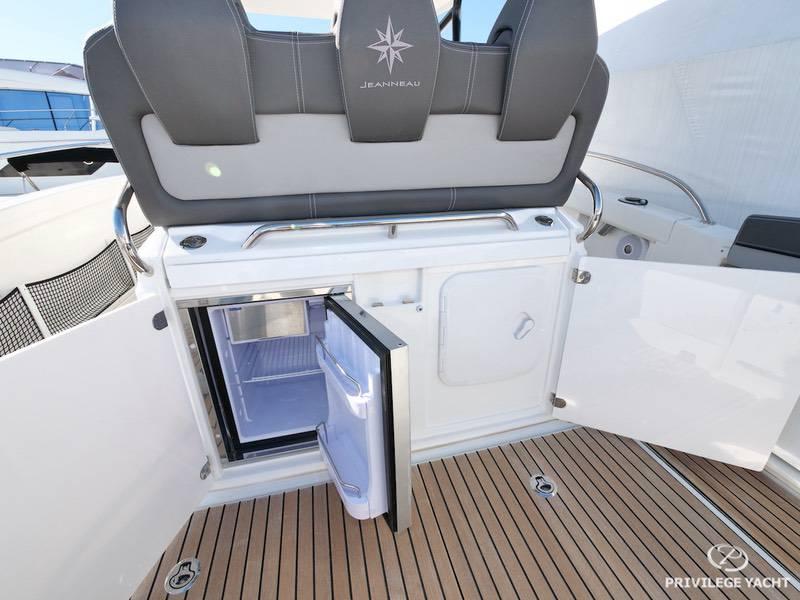 jeanneau Cap camarat 9 cc