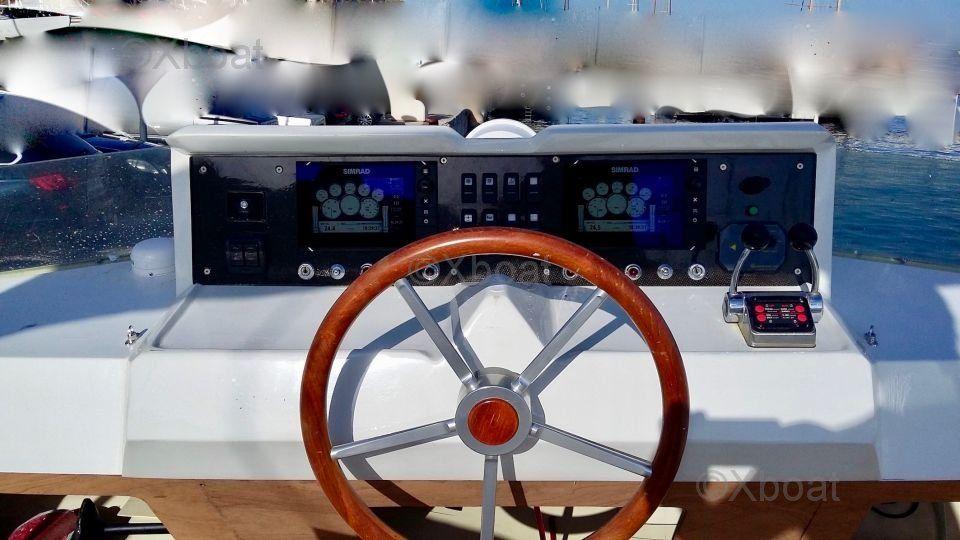 guy couach Guy couach 1601 fly