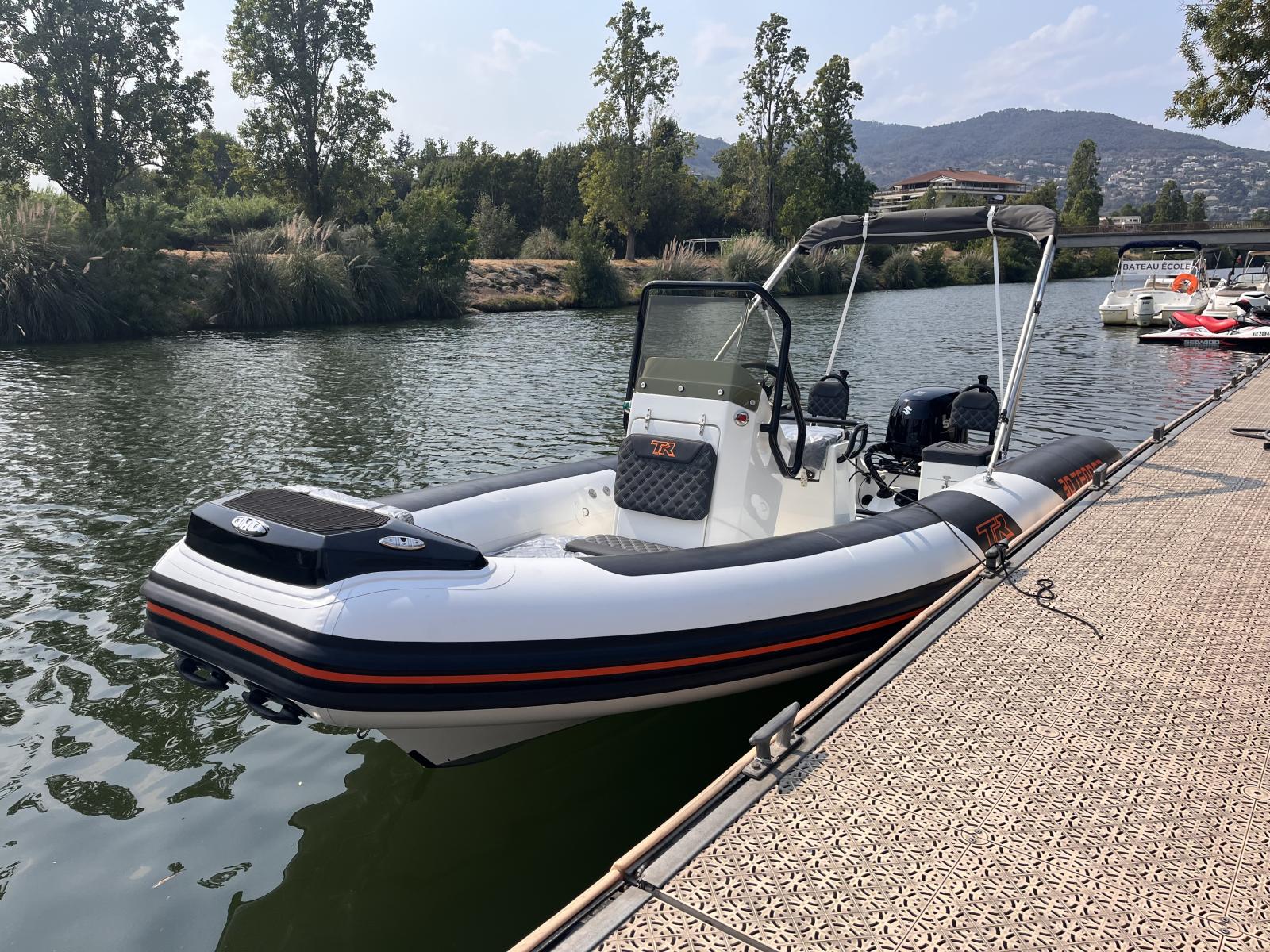 3d tender TR6