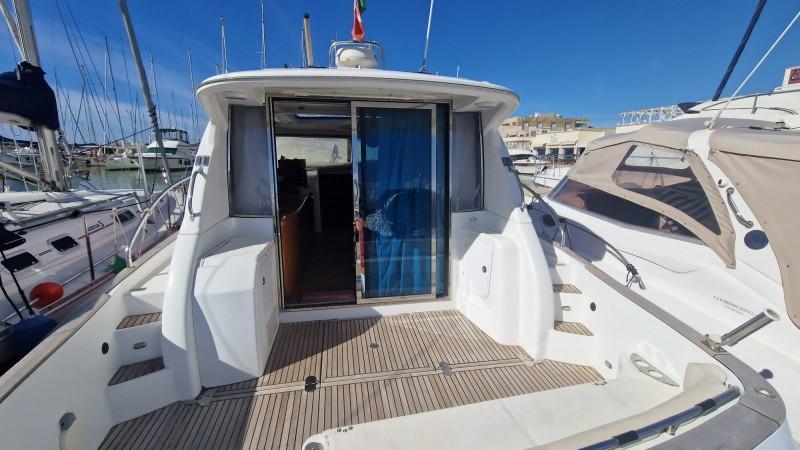 beneteau Flyer 12 cabin