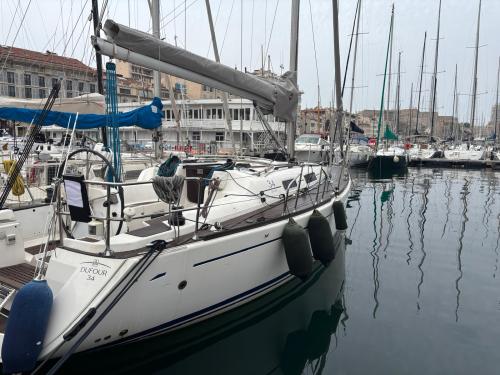 Dufour 34 performance