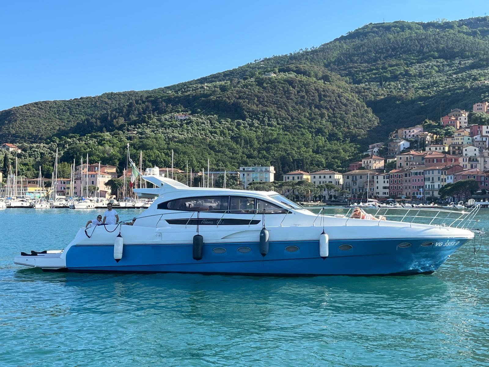 innovazioni e progetti Alena 52 coupe'