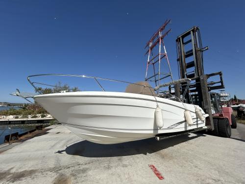 Jeanneau cap camarat 7.5 cc serie 2
