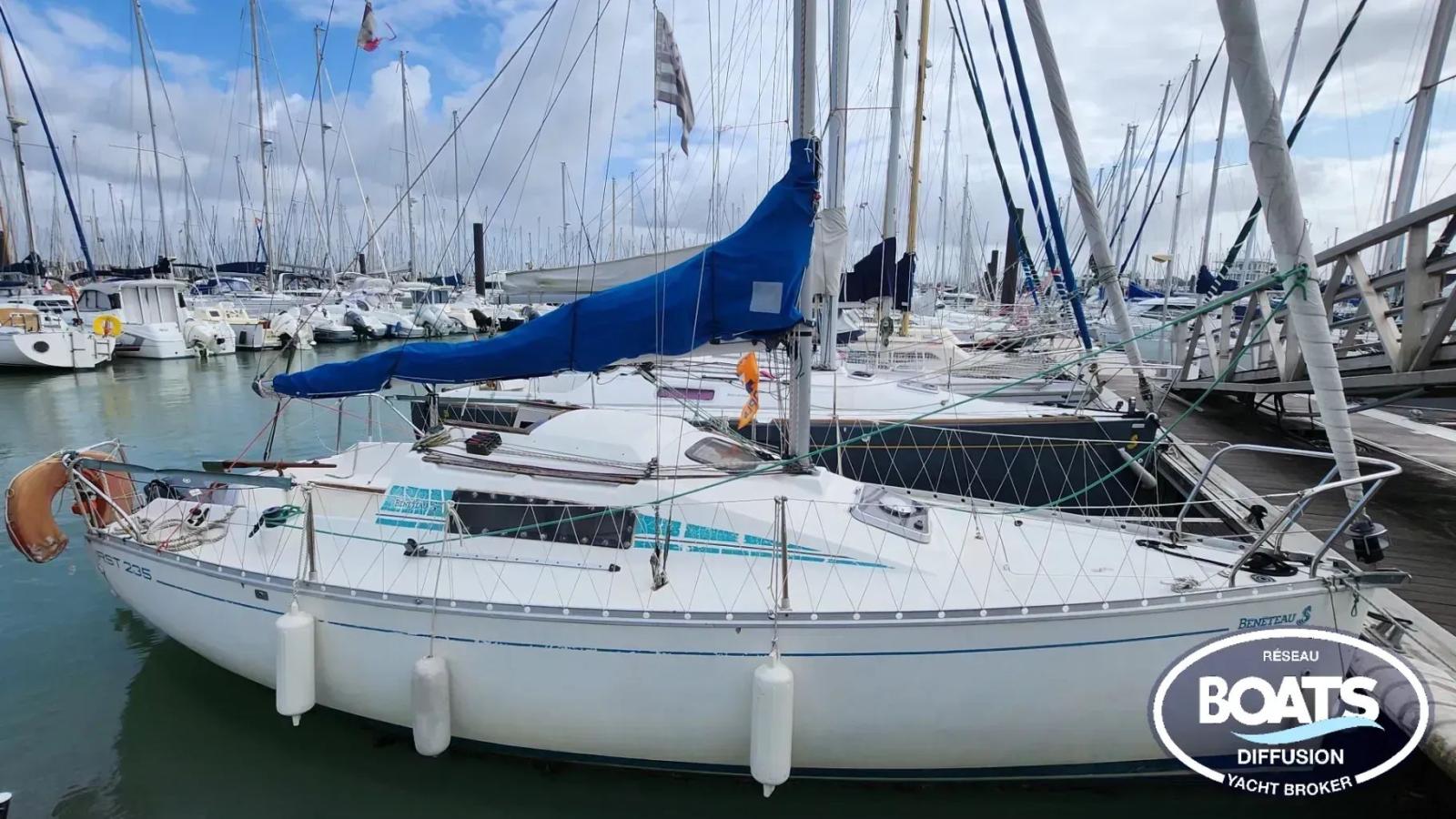 beneteau First 235 quille relevable