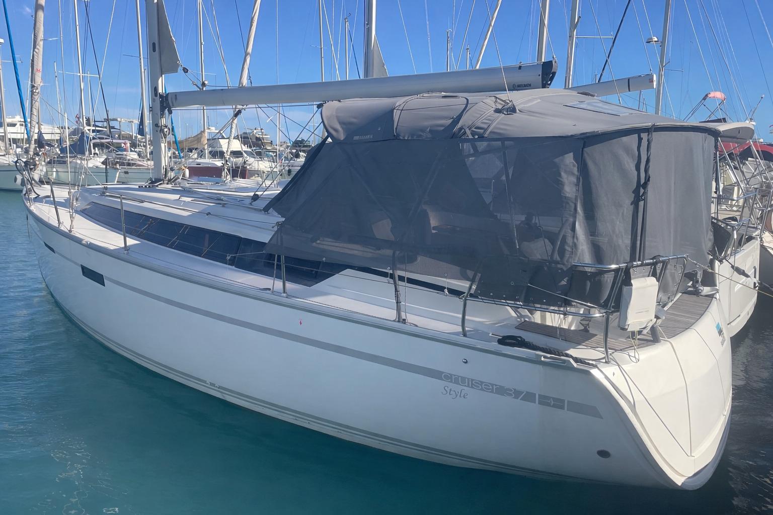 bavaria yachts Cruiser 37