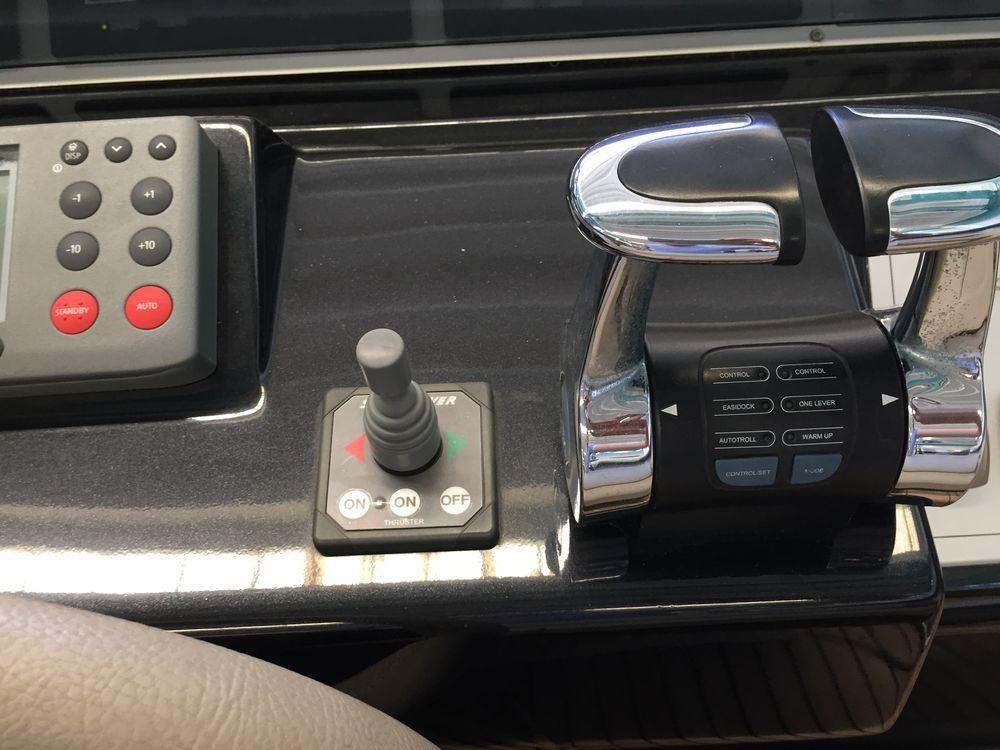riva 52 rivale