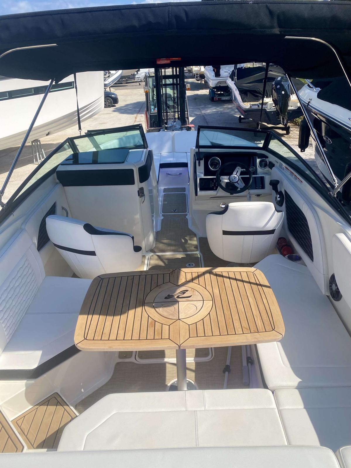 sea ray 230 spx
