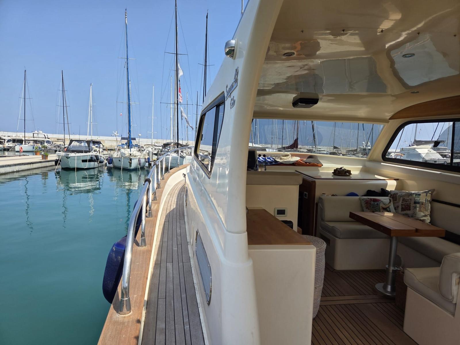 di donna Serapo 42 cabin ht