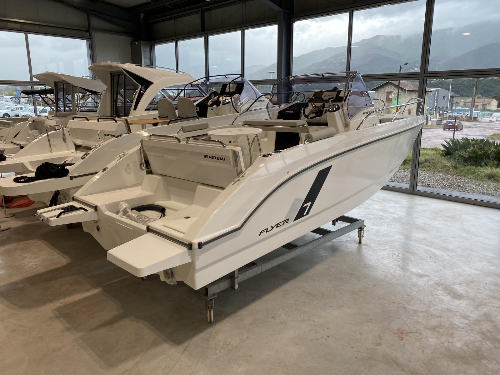 beneteau Flyer 7 sundeck