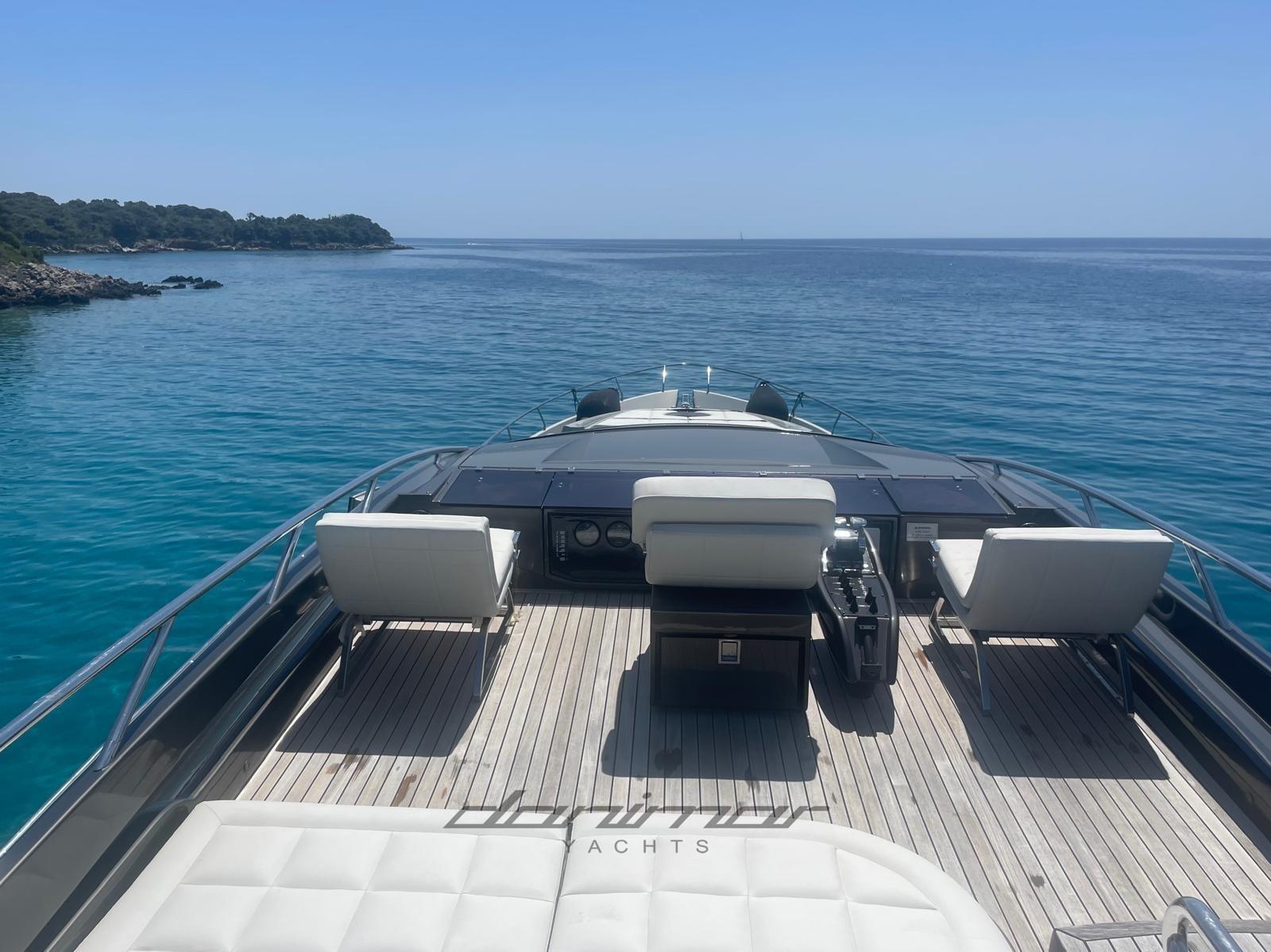 pershing Pershing 82
