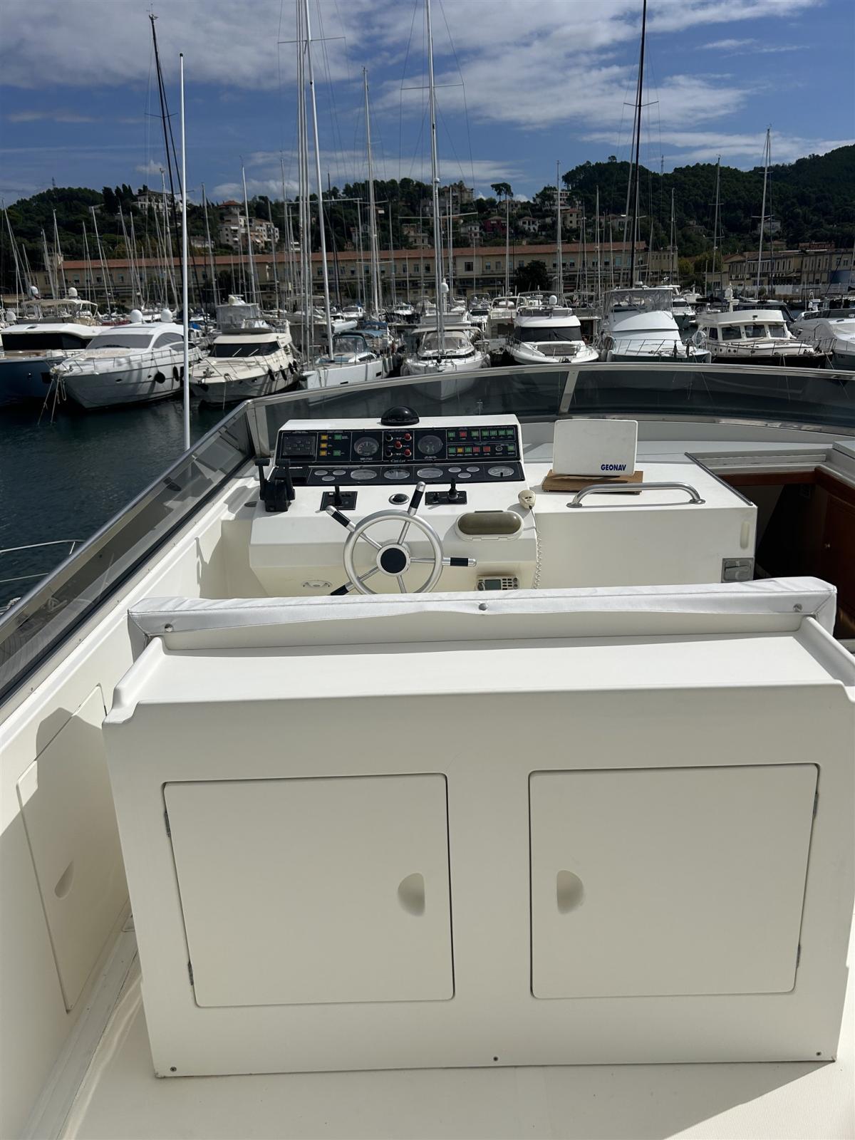 falcon yachts Falcon 82 s