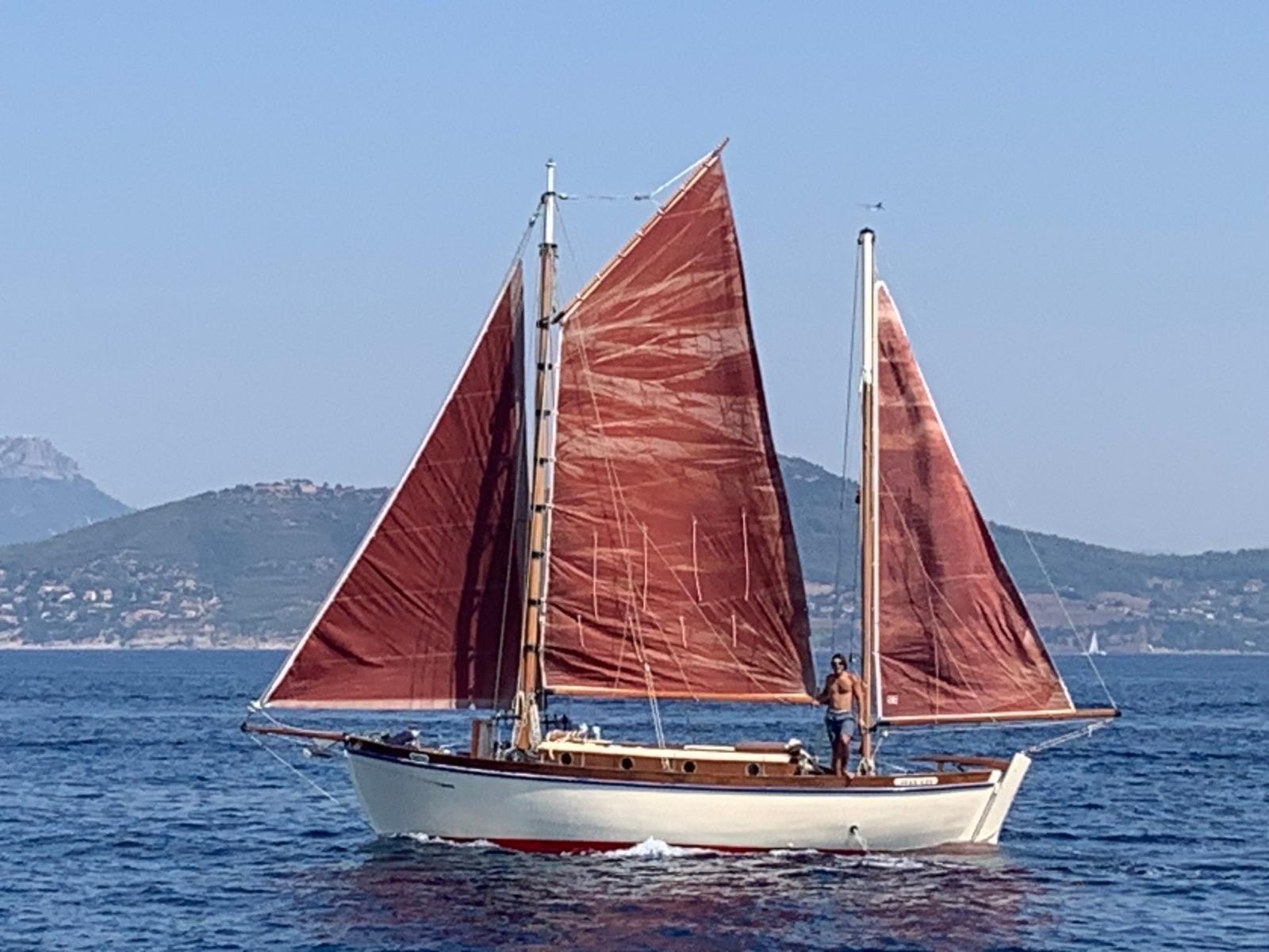 Tahiti ketch