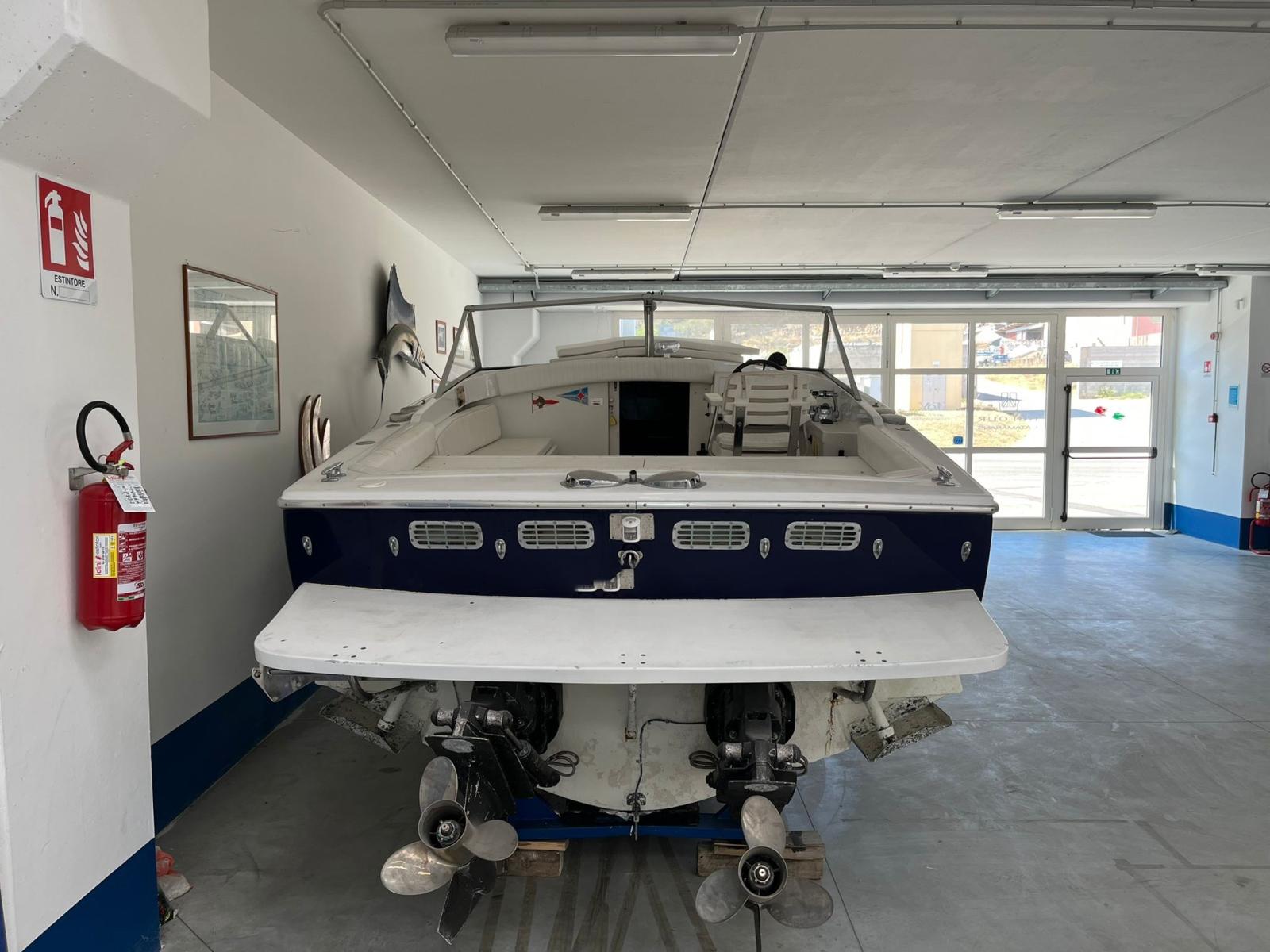 bertram yacht 25' open