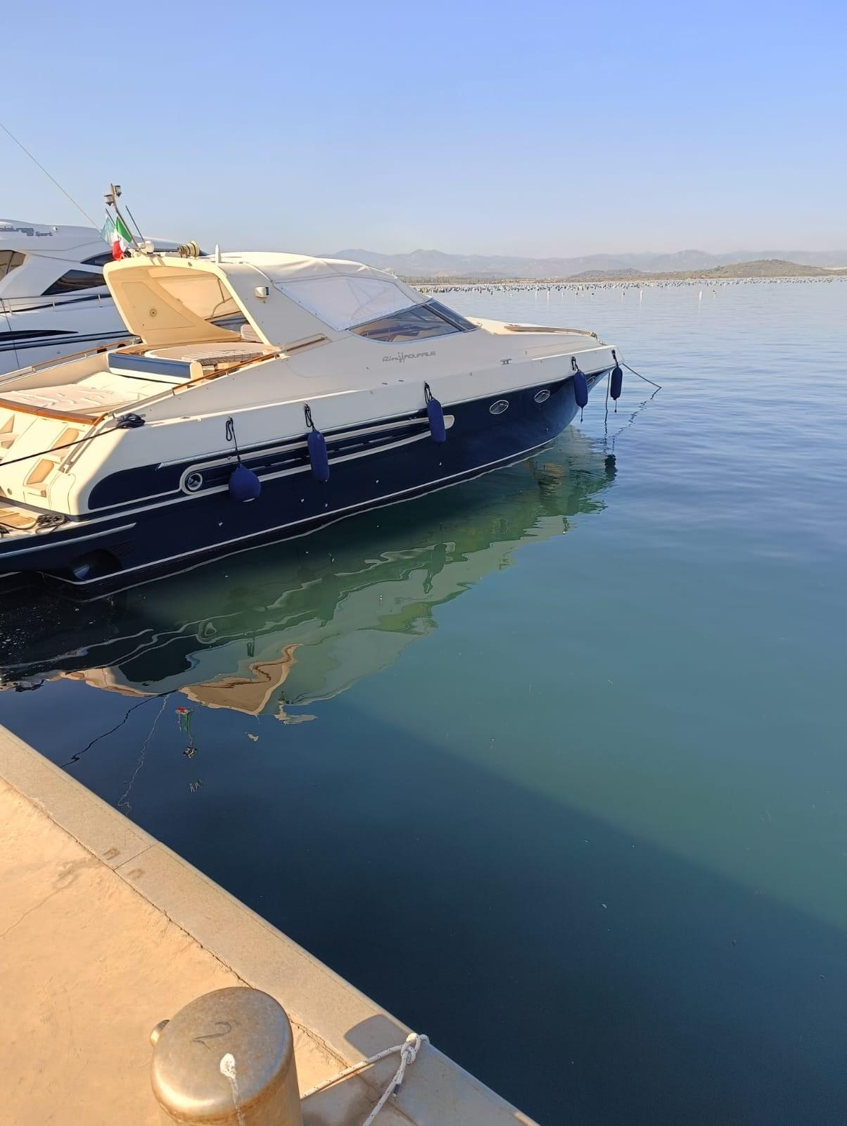 riva Aquarius 54