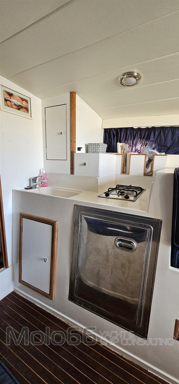 tornado Tornado 38' flush deck