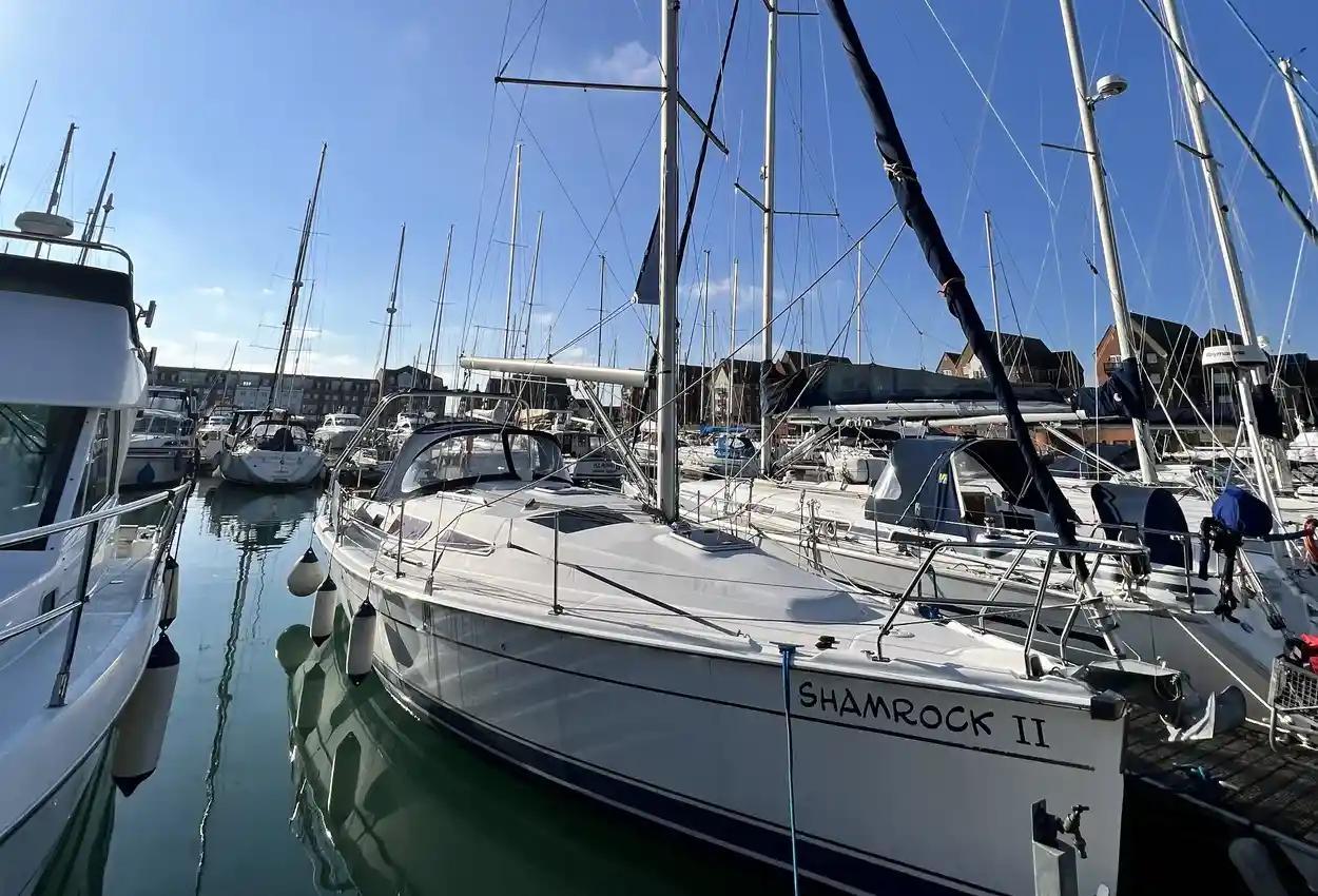 hunter Legend 33