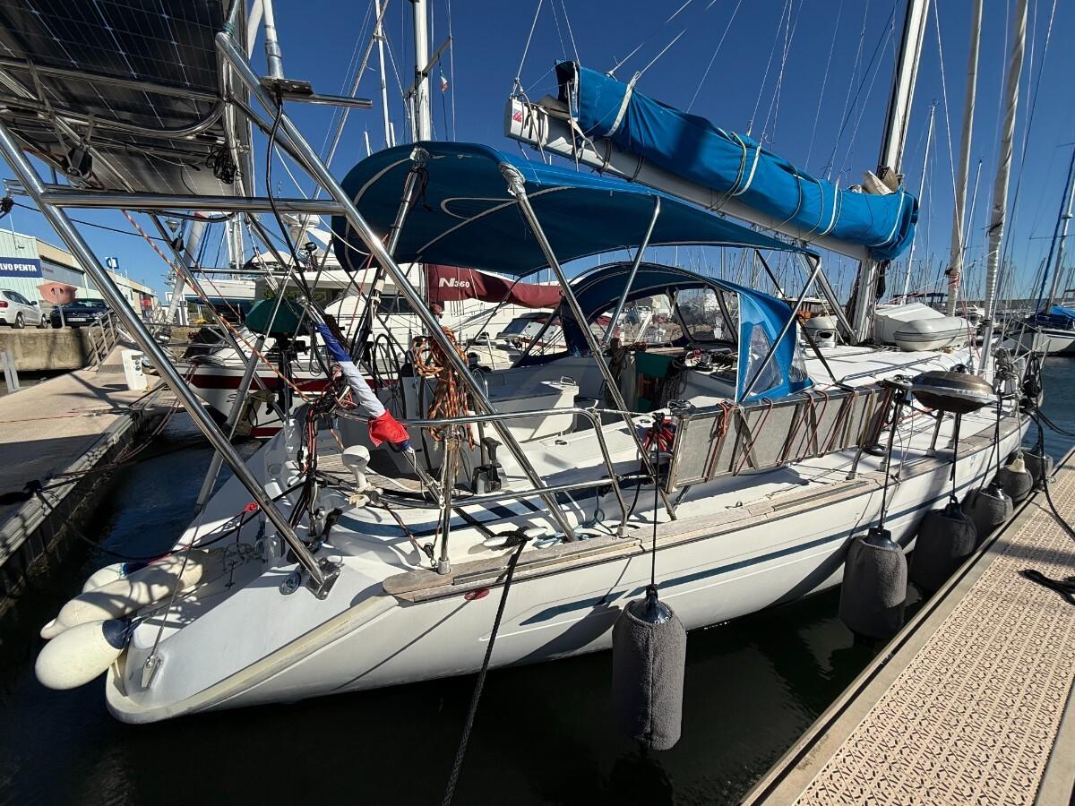 bavaria yachts 44