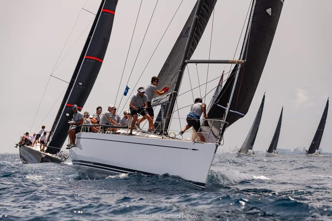 nautor swan Swan 45-016 blue sky